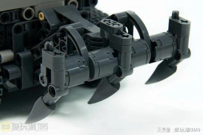 小绿奇迹军团闪现！森宝积木×中联重科工程机械联名套装开箱评测