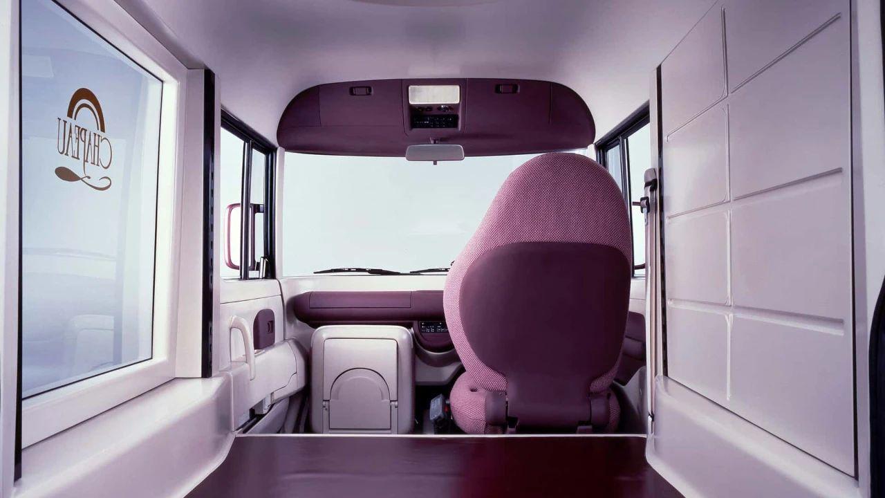 带轮子的电话亭？被遗忘的经典车1989年日产Chapeau概念车