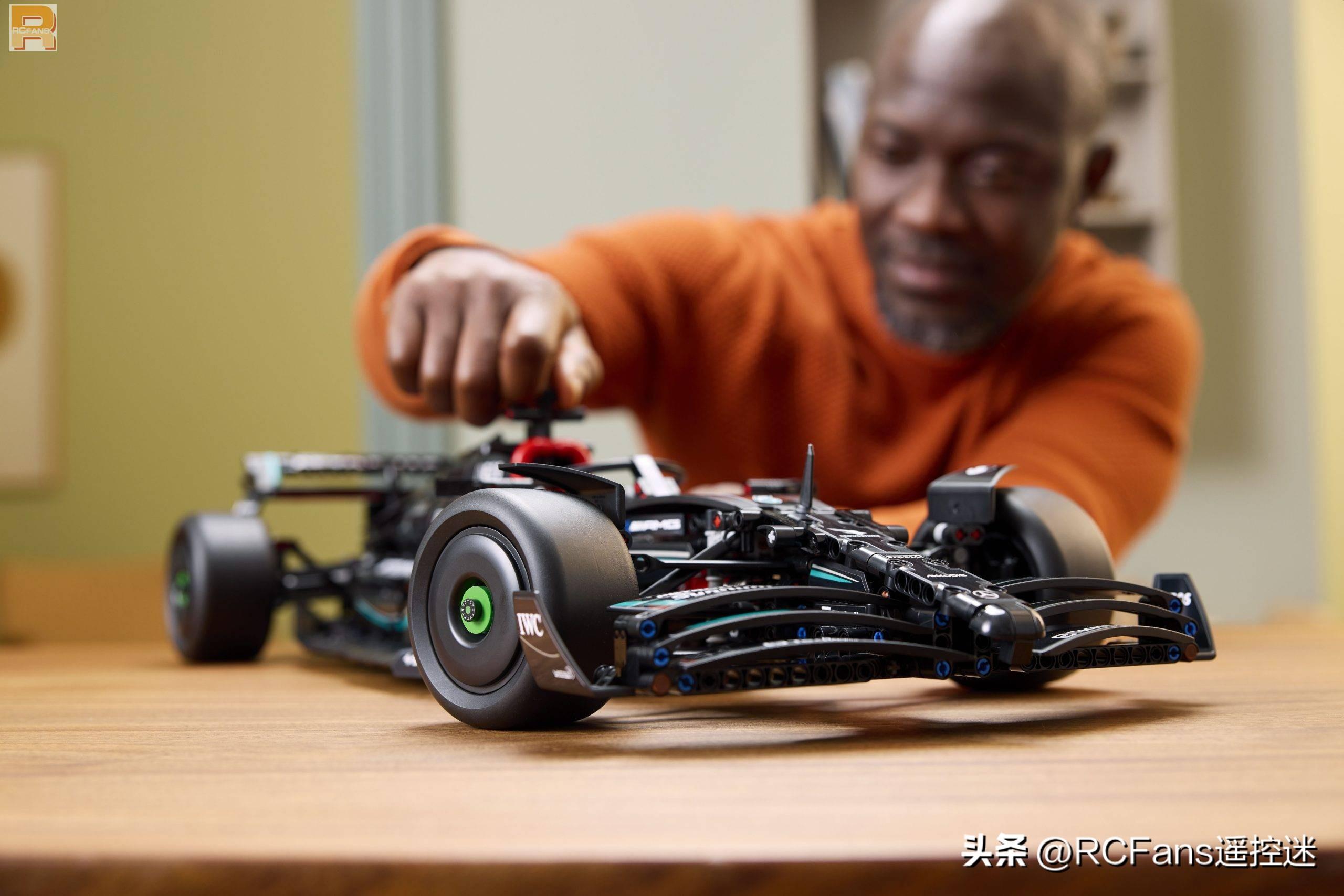 LEGO乐高 推出三款F1积木模型