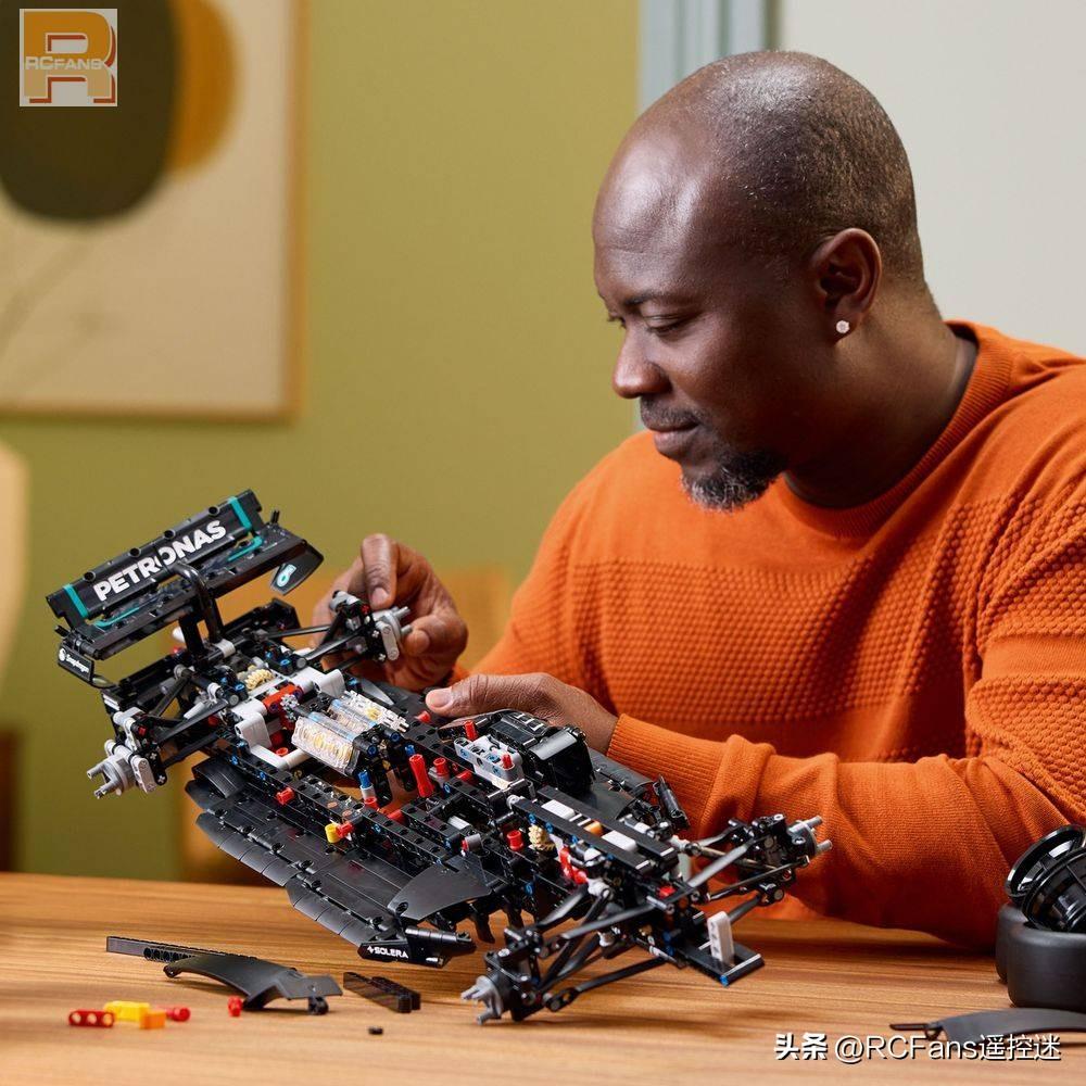 LEGO乐高 推出三款F1积木模型