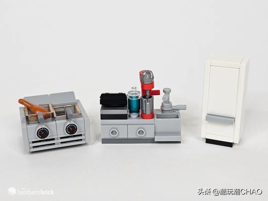 一天卖光三万套！乐高BrickLink设计师计划第一季Snack Shack评测
