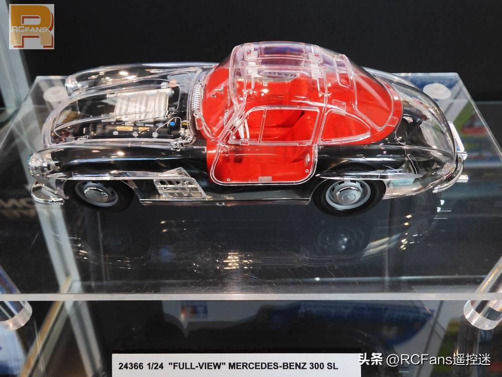 Tamiya “Full-View” Mercedes-Benz 300 SL