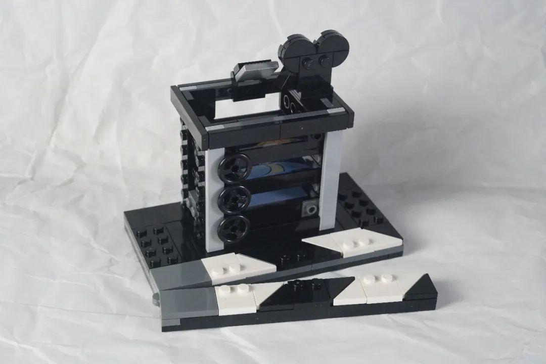 lego43230 华特·迪士尼摄影机开箱