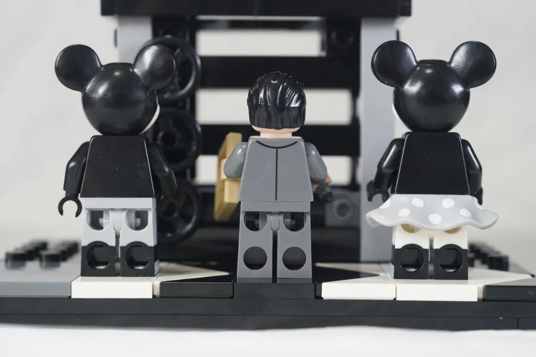 lego43230 华特·迪士尼摄影机开箱
