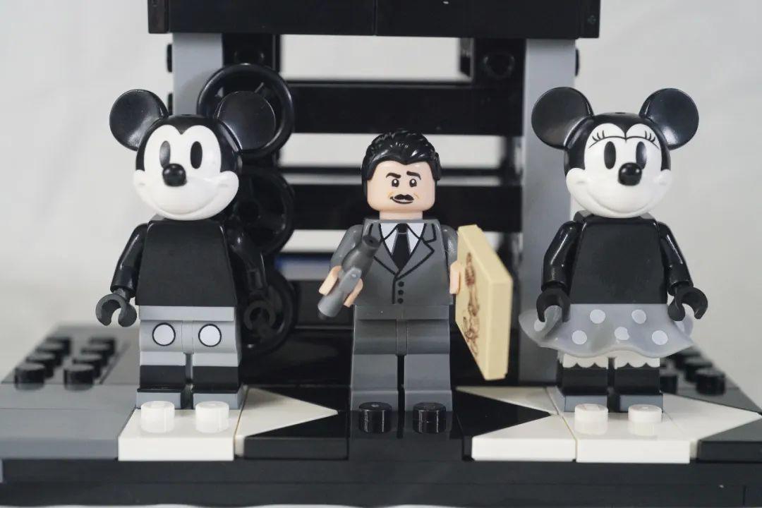 lego43230 华特·迪士尼摄影机开箱