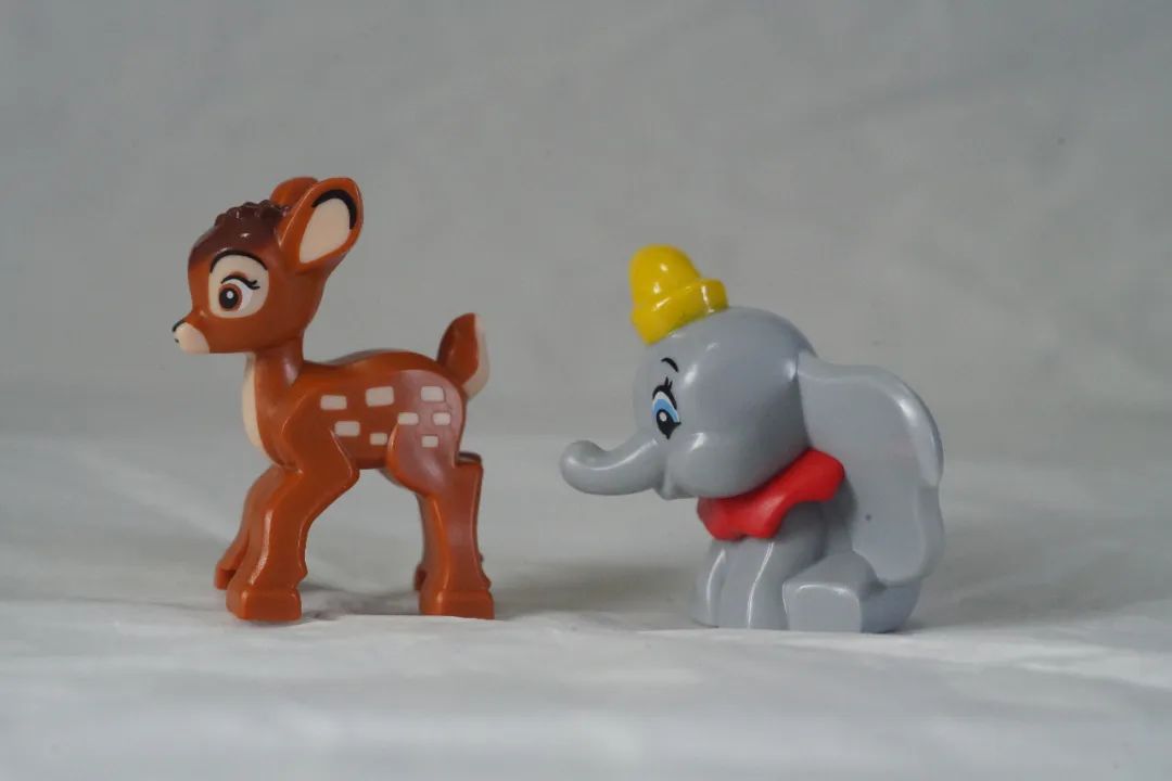 lego43230 华特·迪士尼摄影机开箱