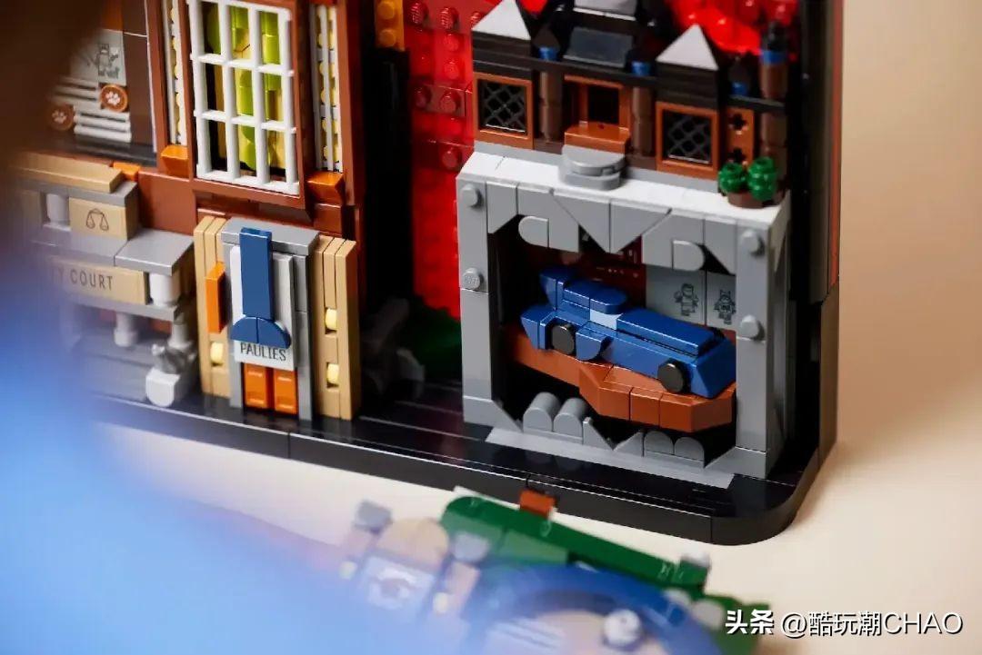 4210颗粒2499元！乐高DC系列76271蝙蝠侠:动画版哥谭市正式公布！
