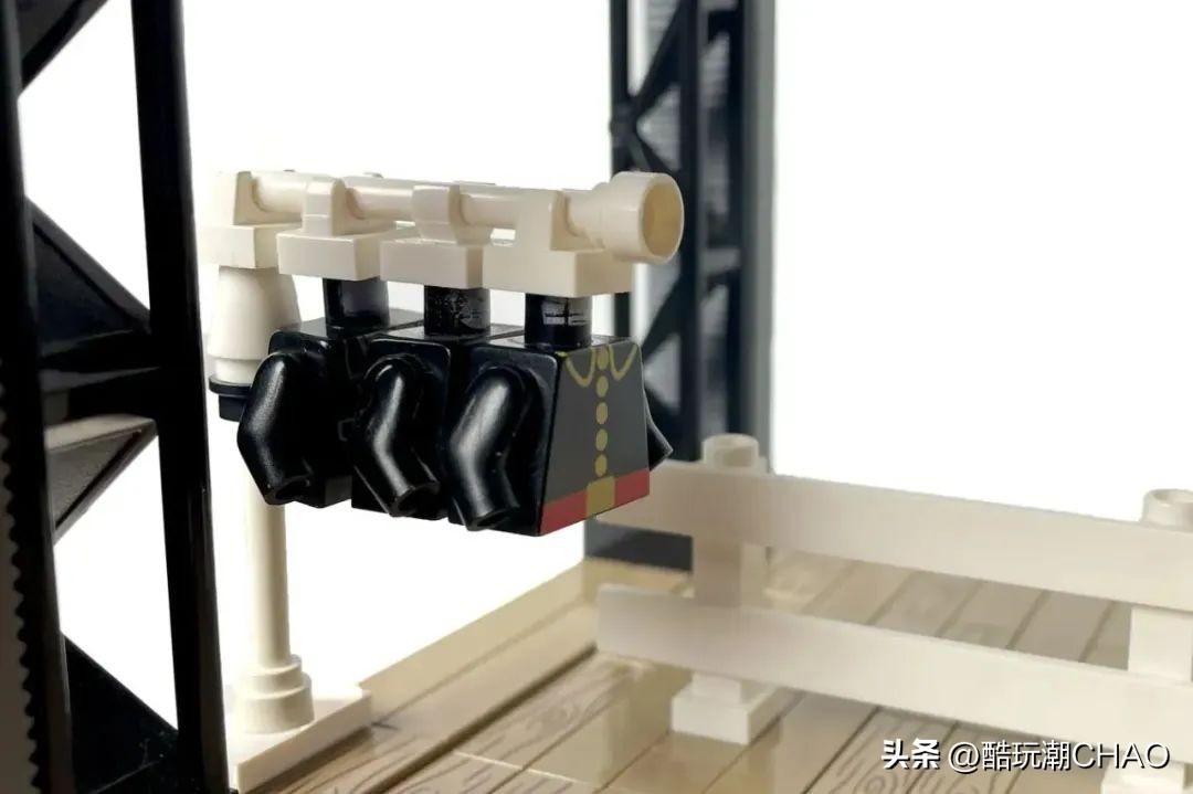 重回默剧时代！乐高IDEAS作品《劳雷尔和哈迪的剧院》获万票支持