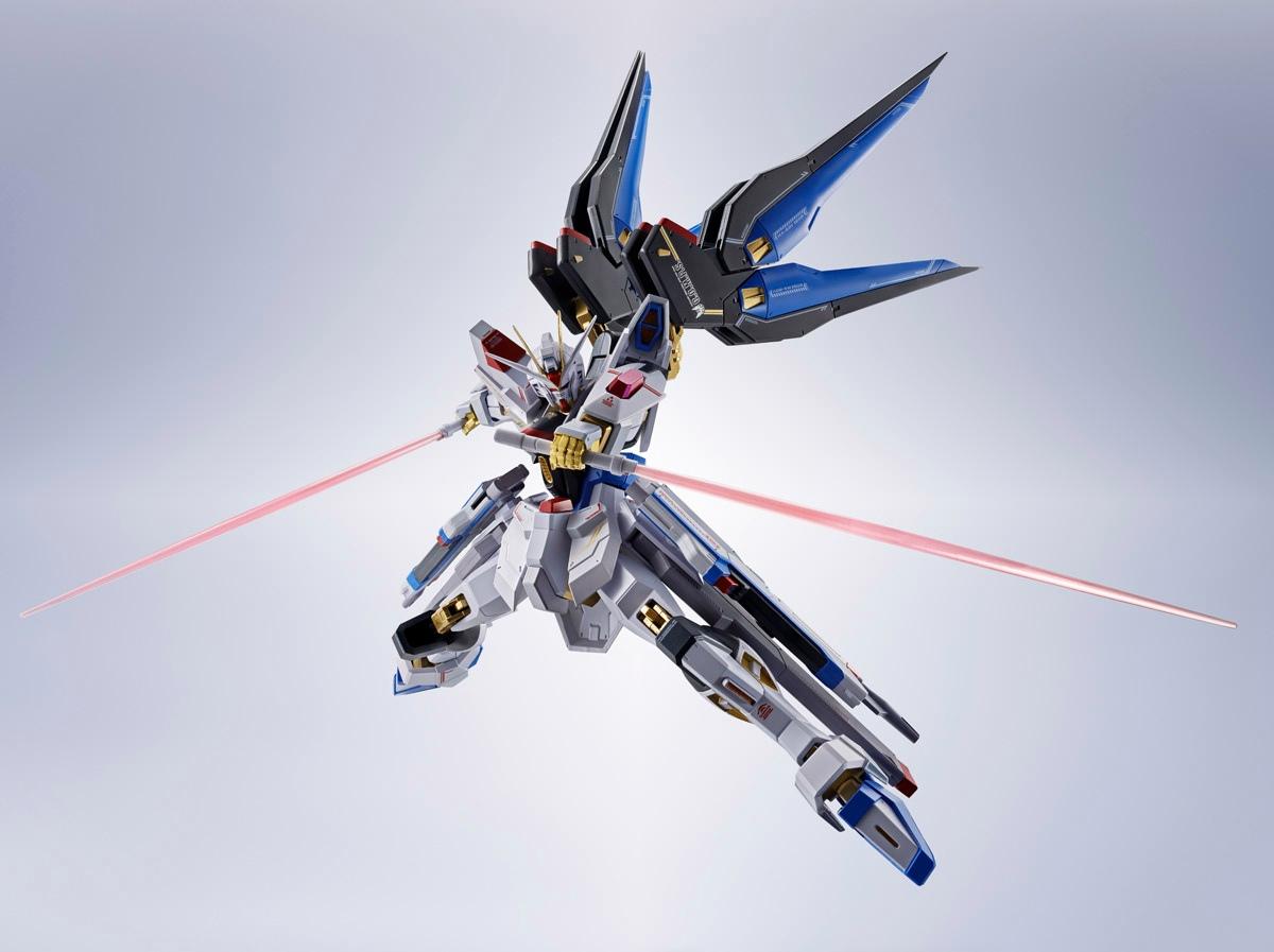 模型欣赏：Metal Robot魂 强袭自由高达二式和无限正义高达二式