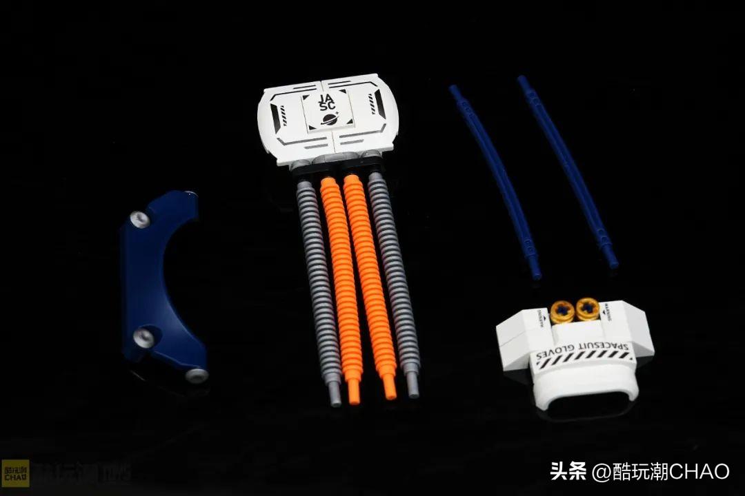 一件套装两份快乐~JAKI佳奇破晓星际纪念套装开箱评测