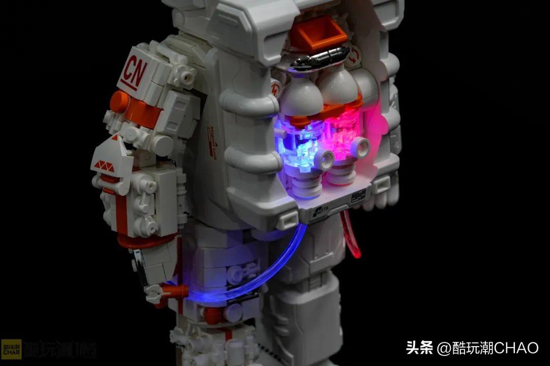 一件套装两份快乐~JAKI佳奇破晓星际纪念套装开箱评测