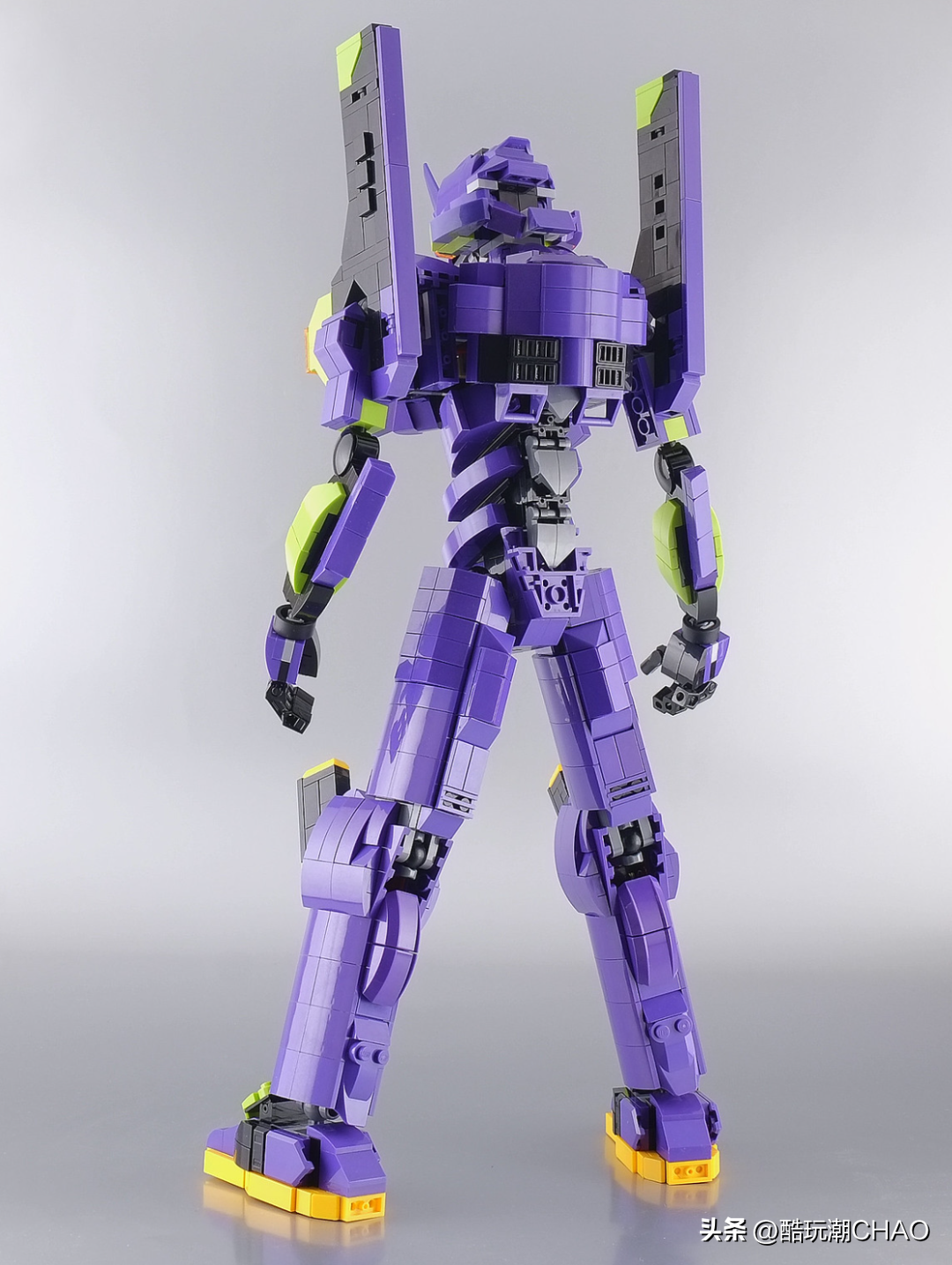 初号机EVA大战高达？legotruman告诉你高达RX-78-2有多帅！
