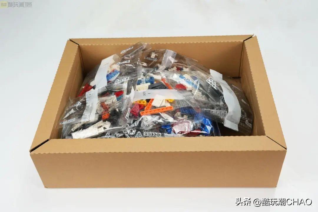 万物皆可半机甲？又见一款透视积木套装