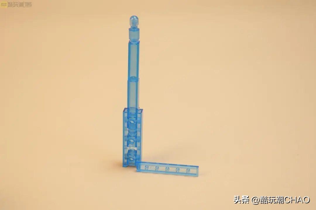 万物皆可半机甲？又见一款透视积木套装