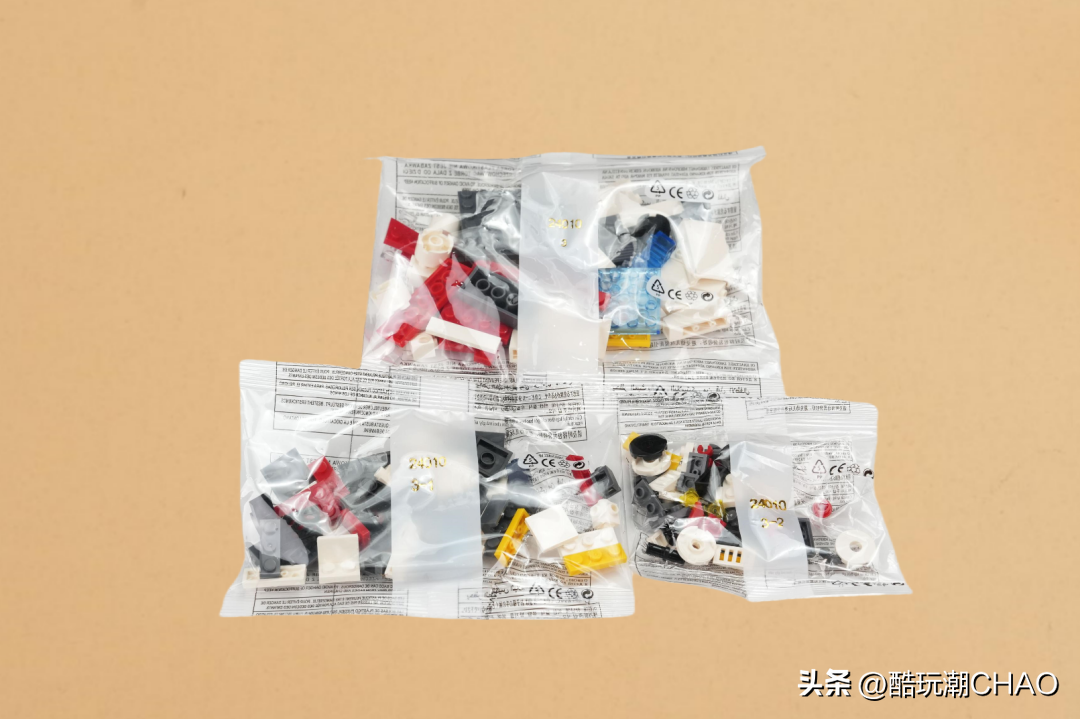 万物皆可半机甲？又见一款透视积木套装