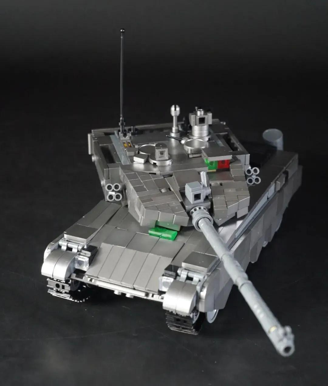 小鲁班 1/35 99A主战坦克（金属漆版）开箱