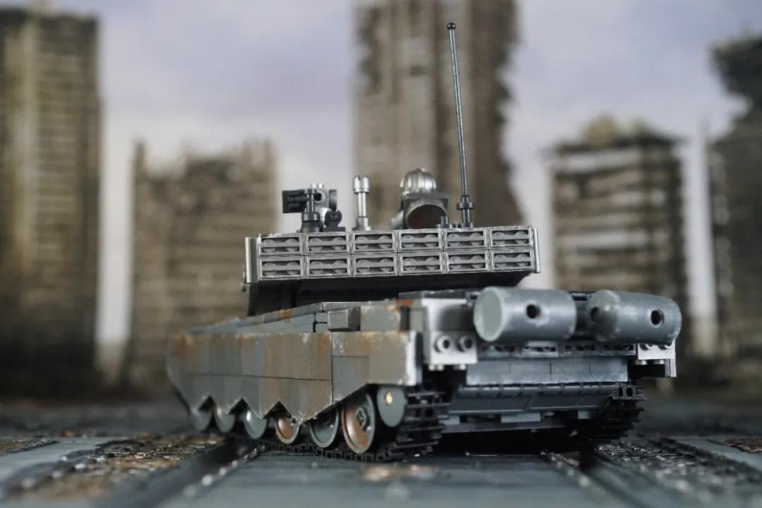 小鲁班 1/35 99A主战坦克（金属漆版）开箱