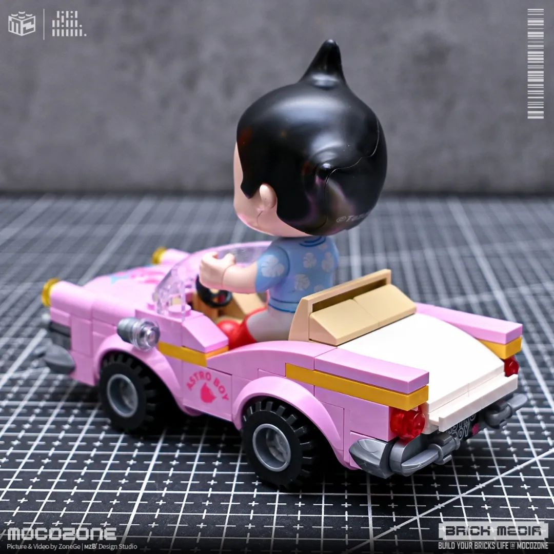 铁臂阿童木主题奇妙小车系列积木玩具