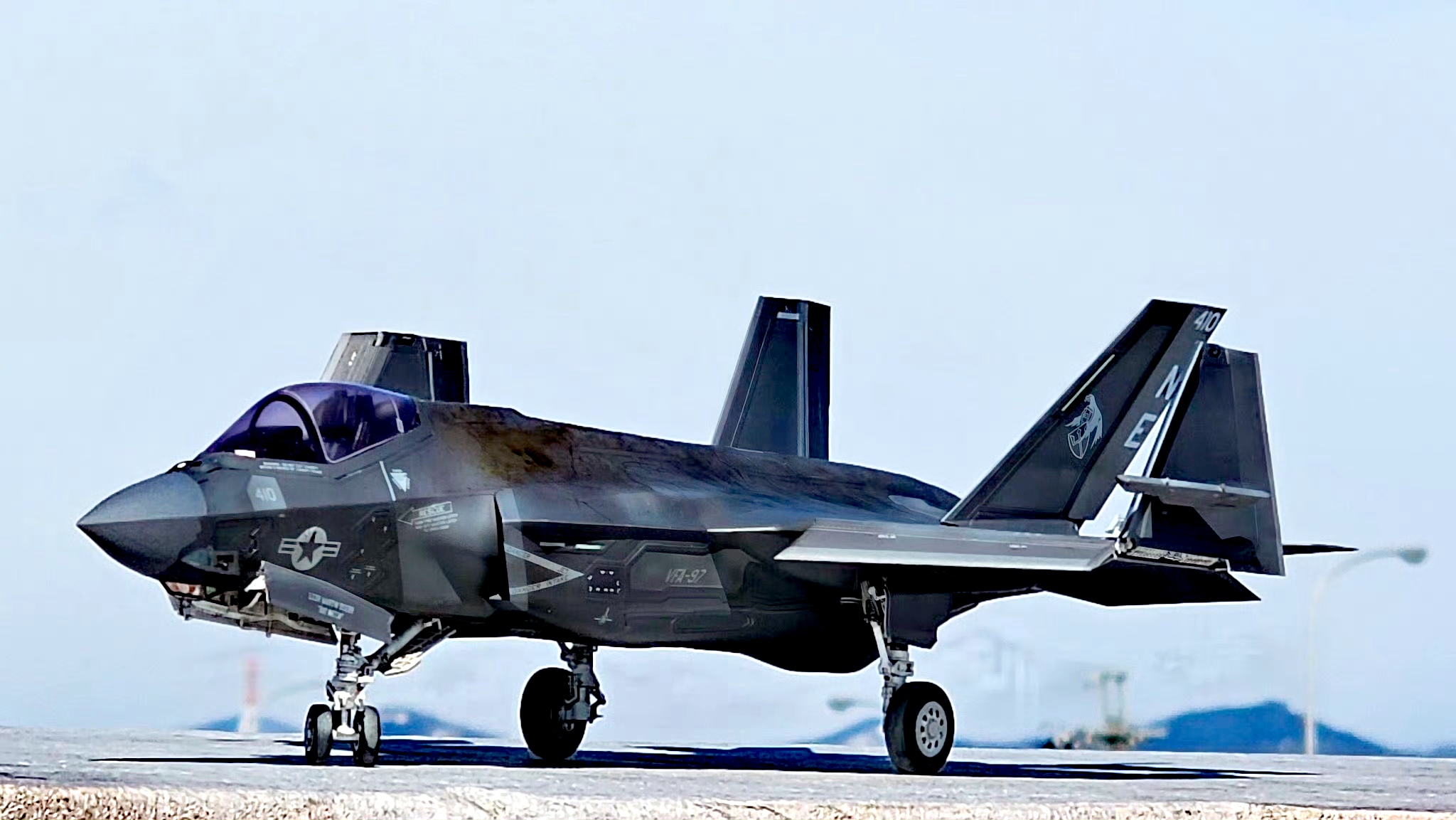 军模欣赏:田宫 1/48 F-35C战斗机模型