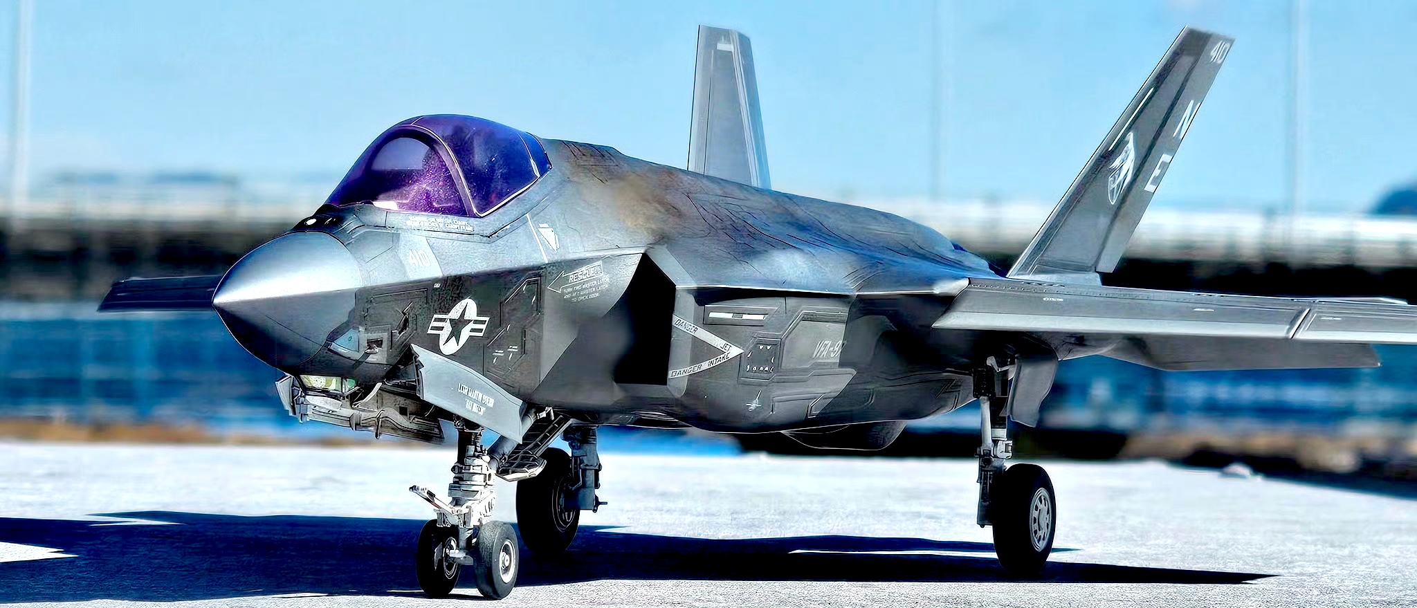 军模欣赏:田宫 1/48 F-35C战斗机模型