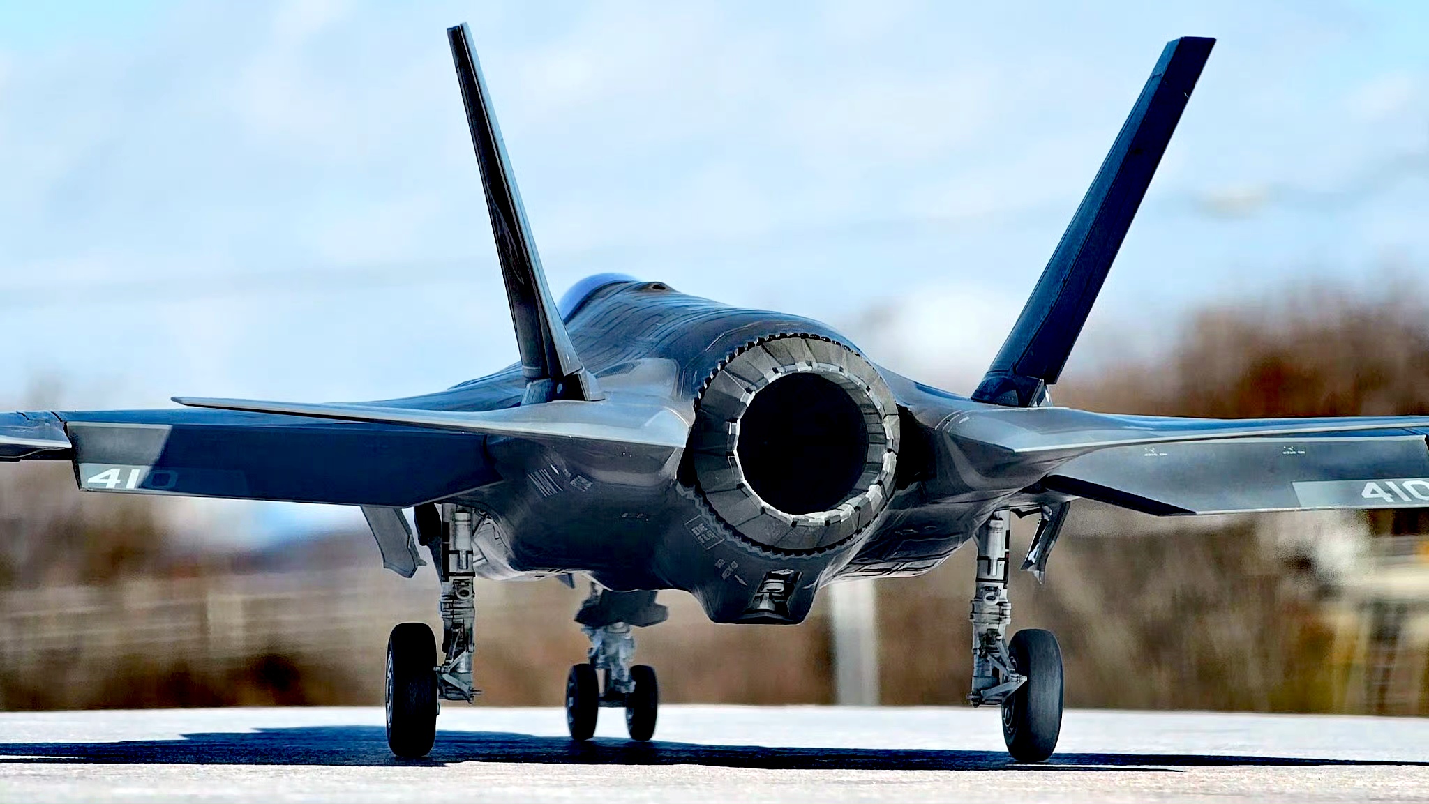 军模欣赏:田宫 1/48 F-35C战斗机模型