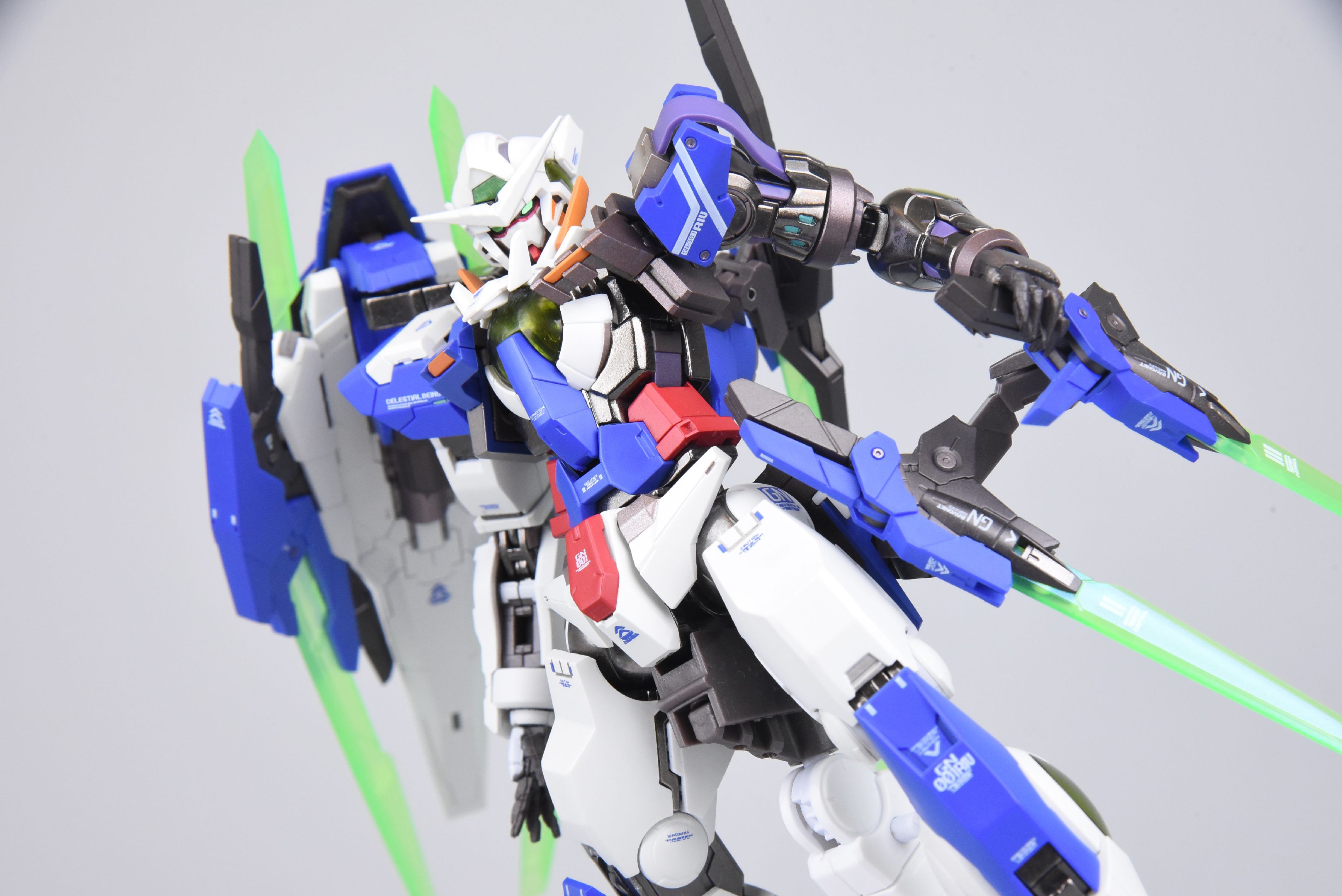 铁臂杨过 神雕模型 能天使R4