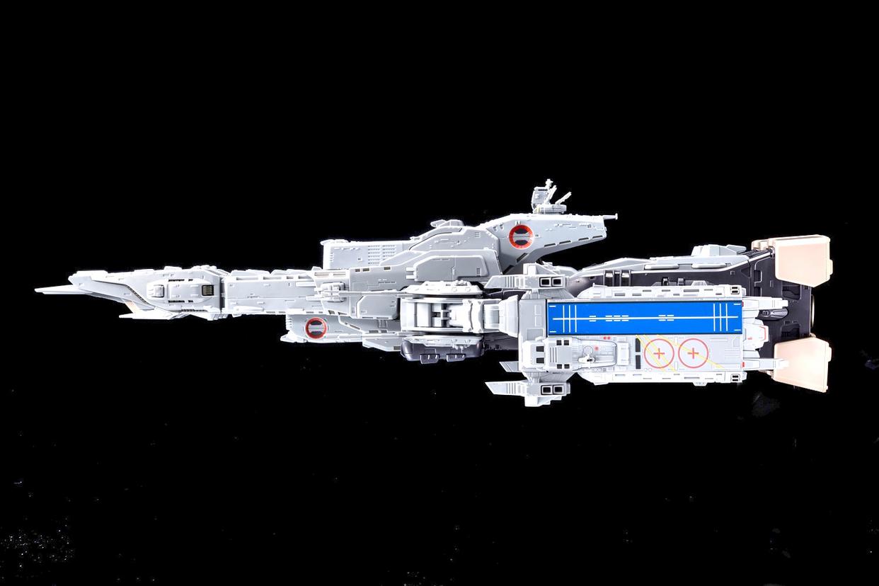 ARCADIA 1/3000 剧场版《超時空要塞：可曾记得爱》MACROSS母舰