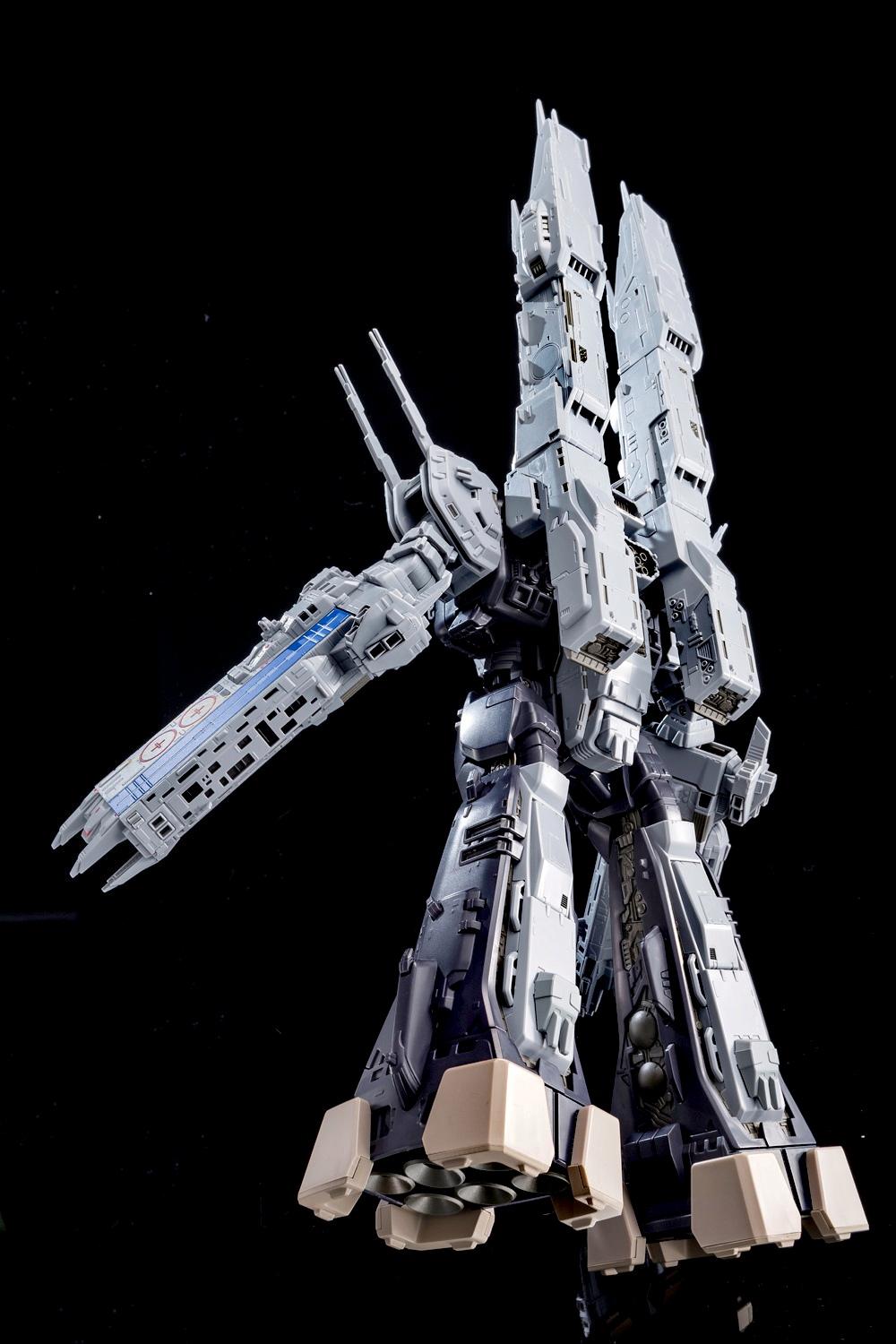 ARCADIA 1/3000 剧场版《超時空要塞：可曾记得爱》MACROSS母舰