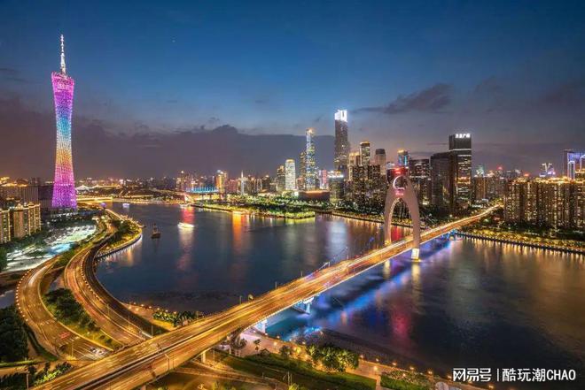 乐高复刻世界第三站：从广州塔到骑楼街，岭南文化跃然积木之上！