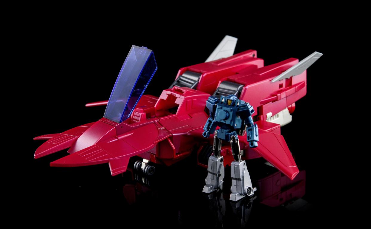 模型欣赏：TRANSBOTS 变形金刚 MX-61 火炭