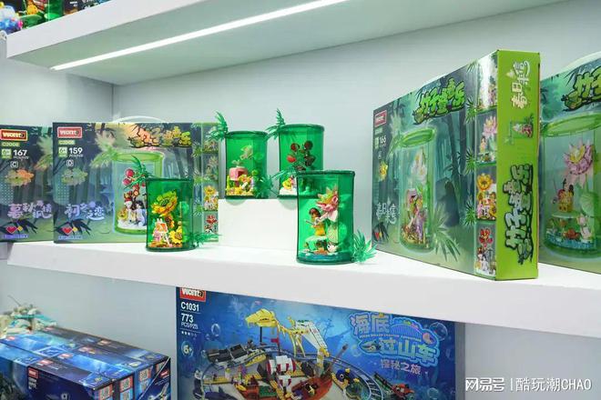 从积木到毛绒，深圳玩具展的精彩收官：小酷带你逛遍三大展馆！
