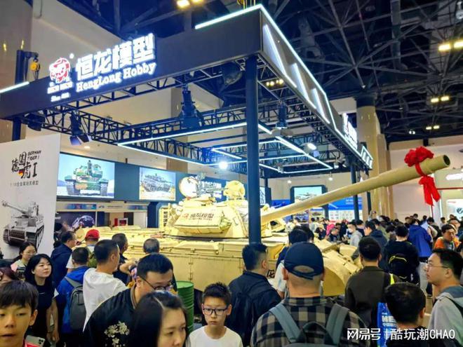 闪现第23届HEC中国模型展，从高达到坦克，男人的多巴胺燃起来了
