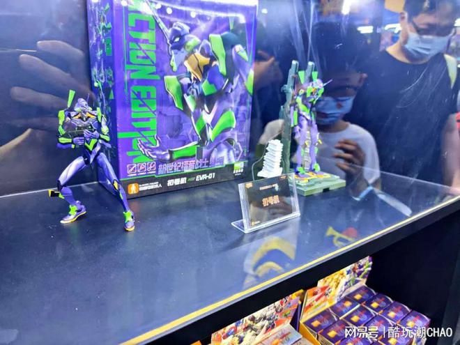闪现第23届HEC中国模型展，从高达到坦克，男人的多巴胺燃起来了