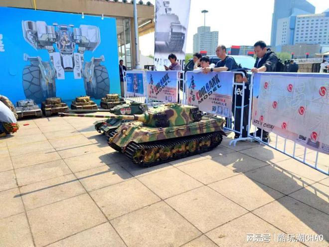 闪现第23届HEC中国模型展，从高达到坦克，男人的多巴胺燃起来了