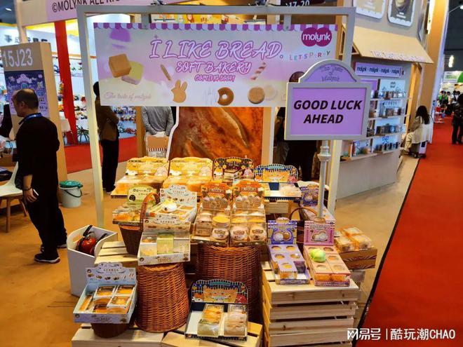 从积木到毛绒，深圳玩具展的精彩收官：小酷带你逛遍三大展馆！