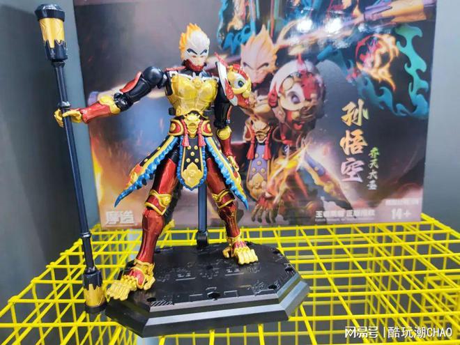 从积木到毛绒，深圳玩具展的精彩收官：小酷带你逛遍三大展馆！