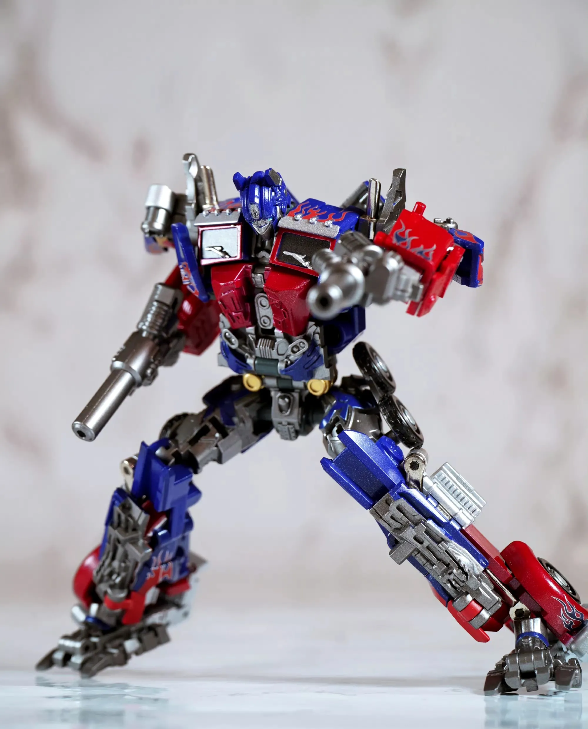 摆烂toys 小比例电影擎天柱