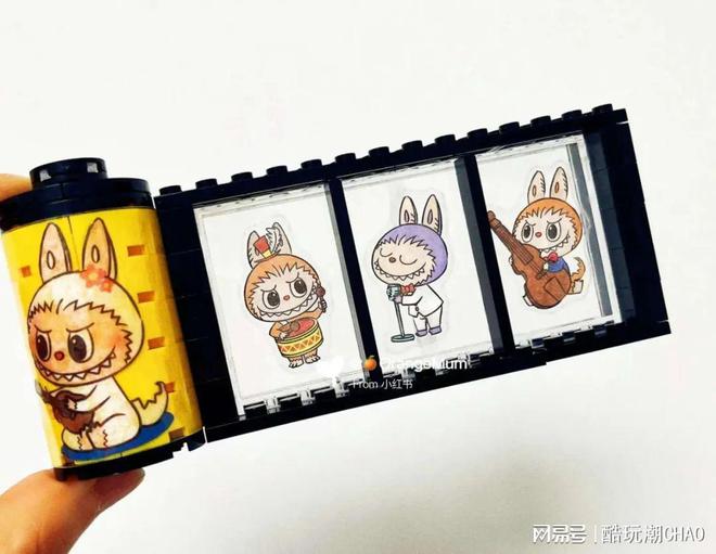 抢不到顶流LABUBU？乐高玩家：我们自己拼！