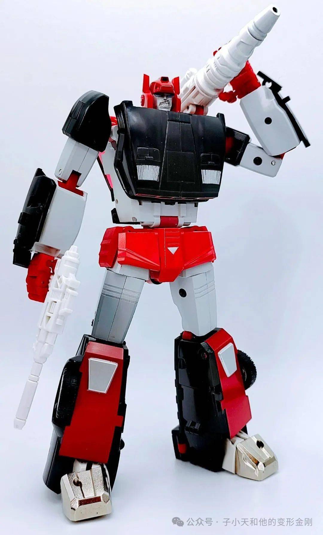 蟹子测评《DX9 G2横炮，像是能冲出屏幕给你一肘》