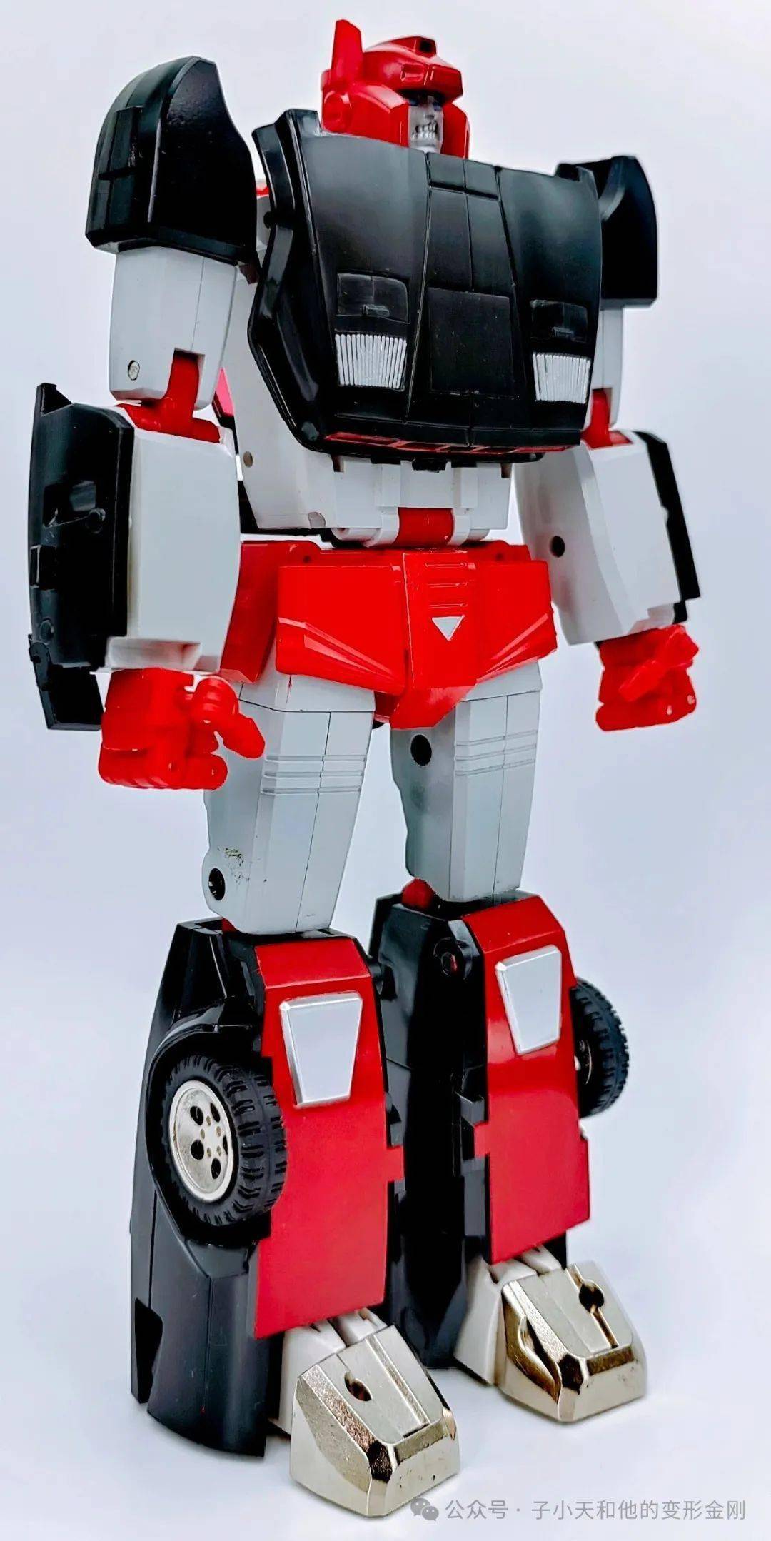 蟹子测评《DX9 G2横炮，像是能冲出屏幕给你一肘》