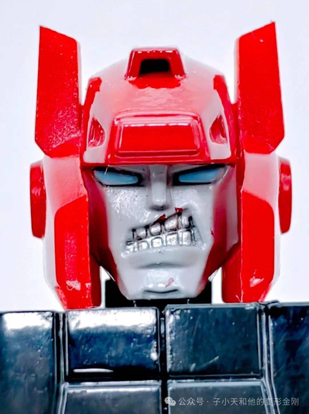 蟹子测评《DX9 G2横炮，像是能冲出屏幕给你一肘》