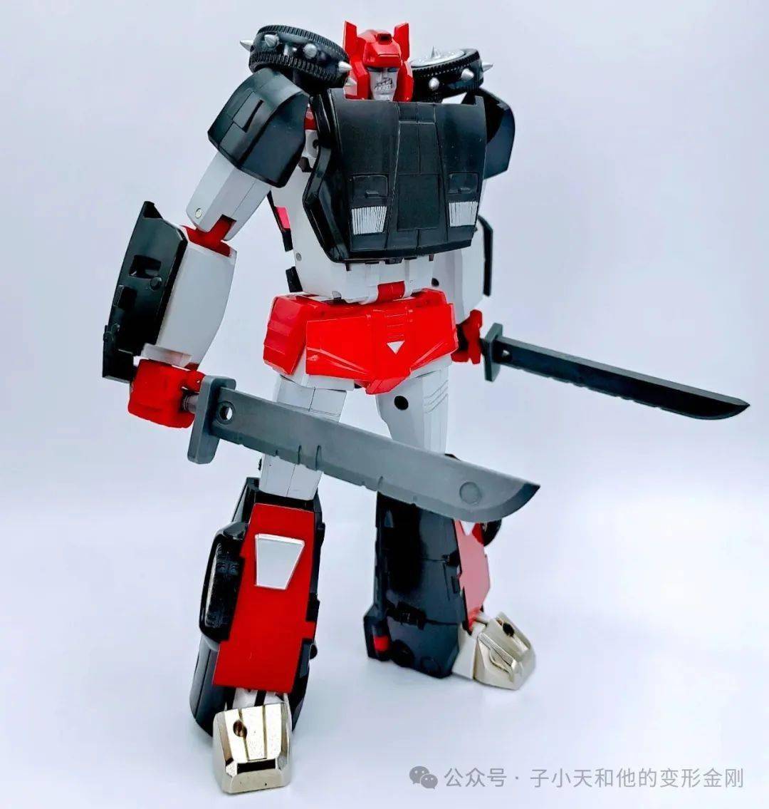 蟹子测评《DX9 G2横炮，像是能冲出屏幕给你一肘》