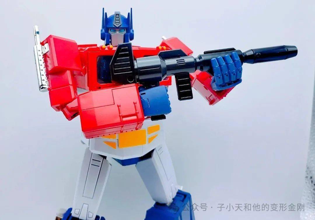 魔方2.0 MP比例擎天柱