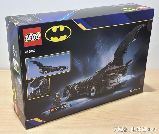 乐高76304评测：41厘米巨兽降临！1995版蝙蝠车终获套件化
