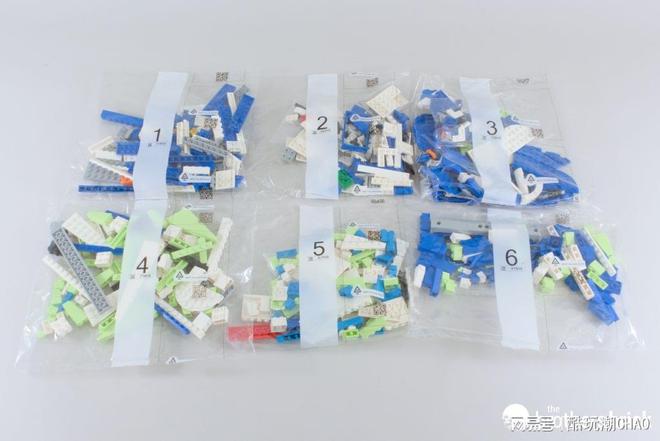 899元一双的乐高耐克球鞋手感怎样？详细测评来了！