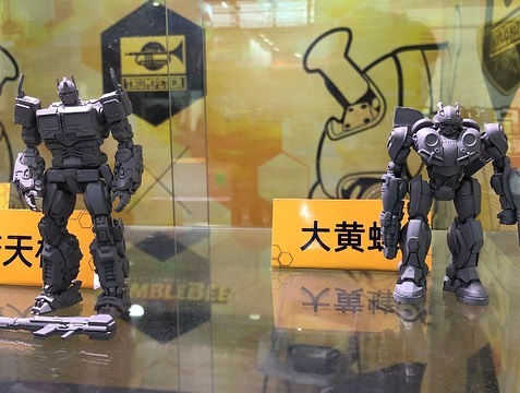盘点至今为止所出的外传擎天柱